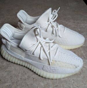 Adidas Yeezy Boots 350 V2 Low Cream Triple White (2022)Men's Size 10.5 No Box